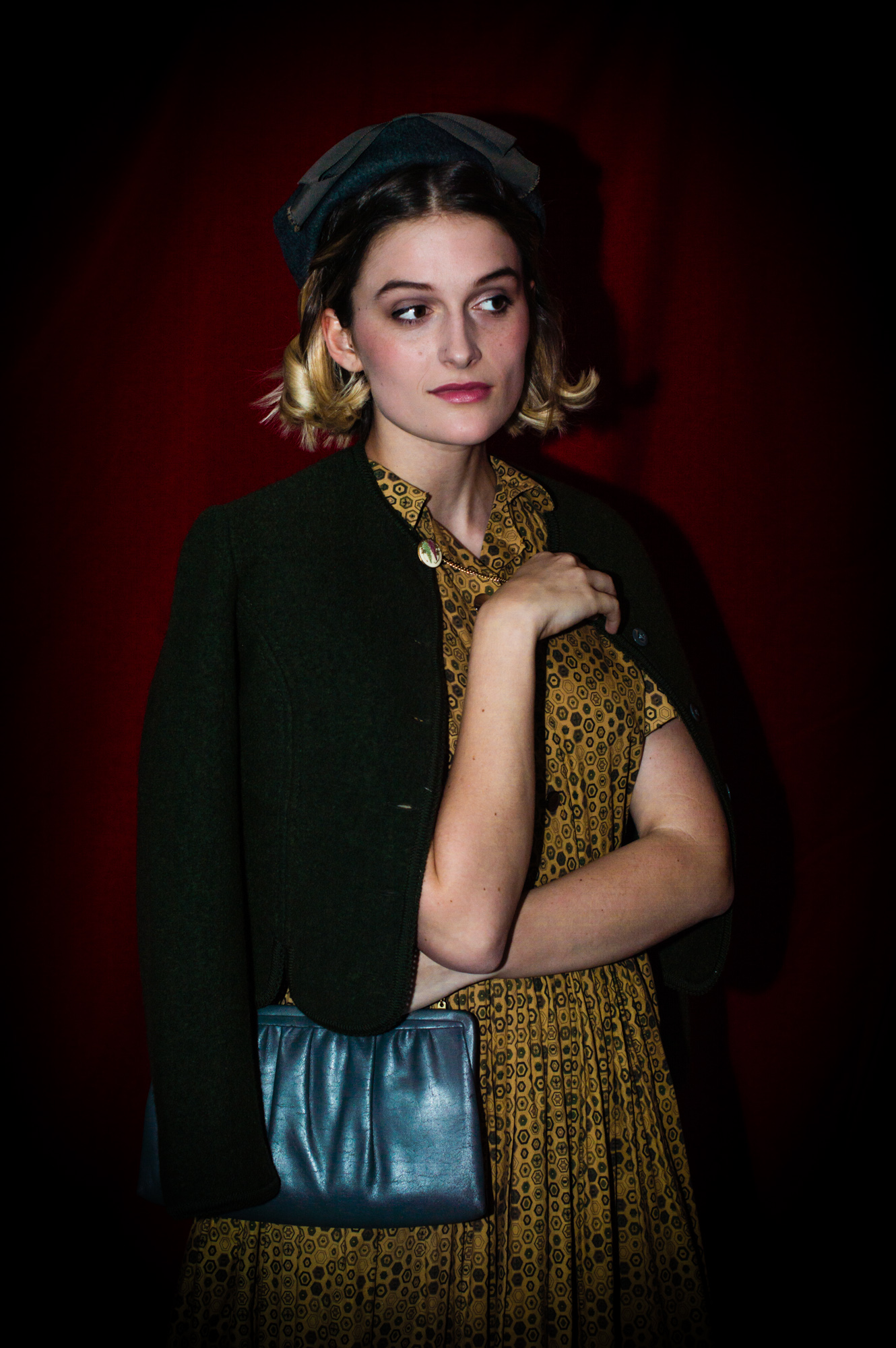 Fiona Young - Tea & Assassins (Dramatis Personae: Red Curtain)